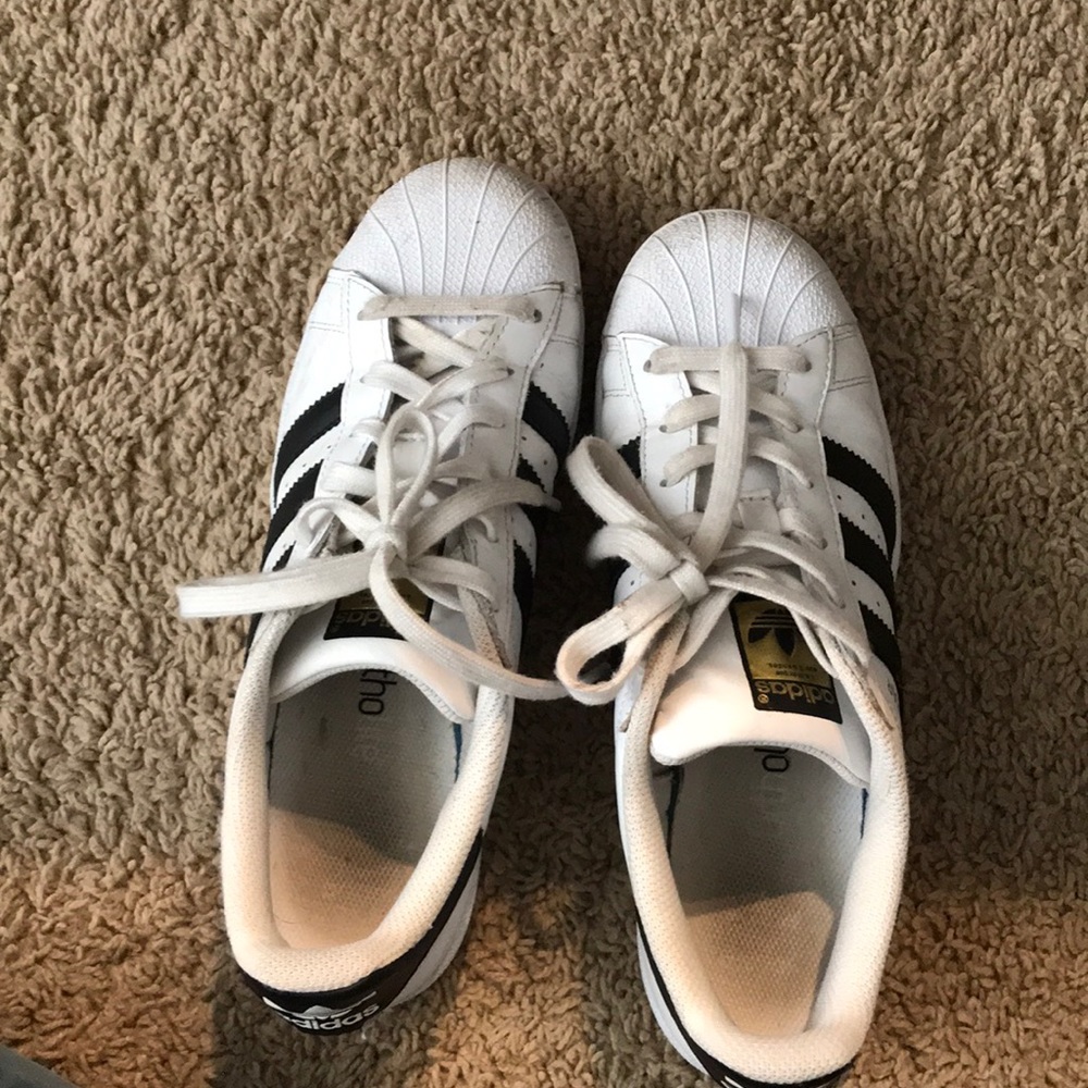 Adidas Superstar Sneakers